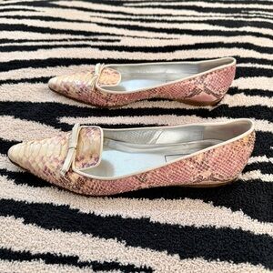 VTG Saks Fifth Avenue Pink Cream Yellow Snakeskin pointy toe flat